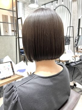 フェリア 渋谷(Feria) 前下がりボブスタイル♪【谷島】