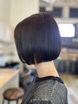 マイティ バイ エイチ(mighty by H)&nbsp;刈り上げボブ×ダークマロンベージュ