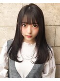 ぱっつん前髪黒髪艶髪顔周り小顔カットワンカールストレート