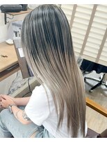 ラウラアンドロー(LAURA&RO) 【ブラックとシルバーデザインカラー】