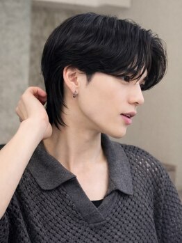 ジレス(Jiles)の写真/江坂駅徒歩1分●話題の曲がる縮毛矯正￥14900～![江坂/Men's/メンズカット/パーマ/縮毛矯正/髪質改善/眉毛]