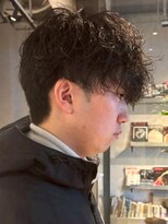 メンズサロン ブロック(Men's Salon bloc)&nbsp;波巻きパーマ ツーブロック ニュアンスパーマ 刈り上げ 20代