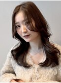ミディアムレイヤー顔周りレイヤー似合せカット前髪くびれヘア