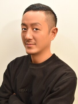 ヘアスタジオヘーフリヒ(HAIR STUDIO HoFLICH) 【クールシェード】