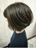 小顔ふんわり暗髪ショート