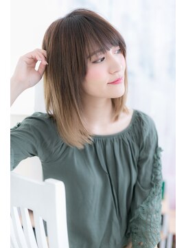 ミック 日暮里店(miq) 前下がり×グラデカラーの小顔ミディa