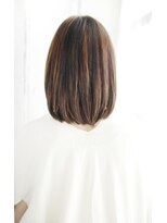 シュシュット(chouchoute)&nbsp;小顔セミウェットウェーブハイライトカラー美髪オリーブカラー67