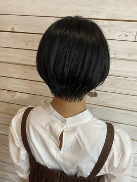 デコヘアー キートス(DECO HAIR kiitos) 黒髪ショート