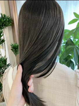 インビテーション(invitation) オリーブグレー