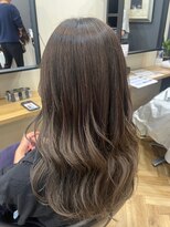 アルター(aL ter)&nbsp;グレージュカラー［グレーベージュレイヤーロング/前髪パーマ］