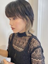 イル 大阪淀屋橋(i'll)&nbsp;ウルフレイヤーカット イヤリングカラーベージュ