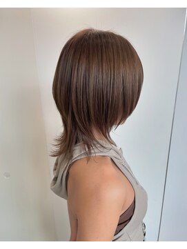 ユーフォリア 新宿通り(Euphoria) 【stylist池田】大人可愛い小顔ネオウルフ外ハネミディレイヤー