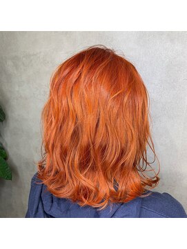 バズ サッポロ バイ フィーネ(BuzZ sapporo by Fi-Ne) オレンジカラー