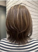 ハイライトでカジュアルくびれボブ