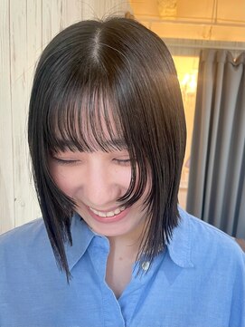 リトルスマイリー 辻堂店(Little Smiley) 顔まわりレイヤー/髪質改善/切りっぱなしボブ