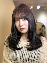 ウタ&nbsp;大通×レイヤーカット×オリーブベージュ