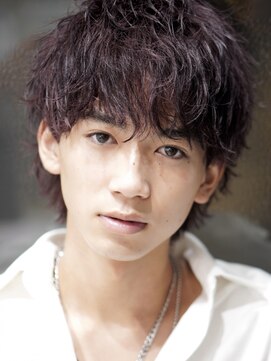 アルファ 新宿(alpha) サーフカール/ 刈り上げセンターパート/ブルーブラック[新宿駅]