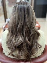 ヘアークリアー せんげん台&nbsp;デザインカラー アッシュベージュ バイヤレージュ