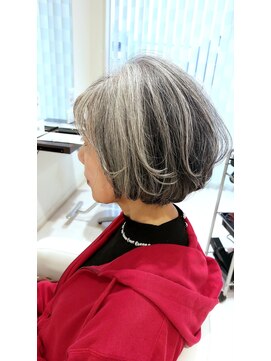 アメイジングヘアー 美沢店(AMAZING HAIR) ボブ/グレイヘア/ショートボブ/顔周りレイヤー/上品スタイル