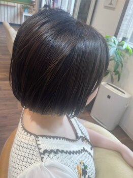 ライフ(LIFE)の写真/一人ひとりの骨格に合わせて丁寧にカットしてくれるので、お家での再現性も◎伸びてもまとまるのが嬉しい♪