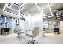 ユアーズヘア 新宿WEST(youres hair)