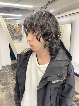 クロ(KURO.) ウルフパーマ