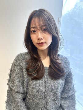 トリッカ シブヤ(TRICCA SHIBUYA) ロングレイヤー/くびれヘア/透明感カラー/オリーブベージュ