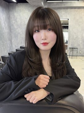 イコ 心斎橋(.ico) ブリーチなしオリーブブラウン掛けるレイヤカット