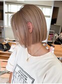 ミルクティーベージュ