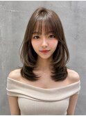 美髪レイヤーカット/顔まわりレイヤー/くびれミディアムレイヤー