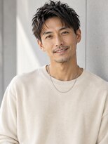 リリアーナ(LILIANA) 池袋 大人メンズ ツーブロック アップバング 短髪センターパート