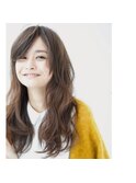 くせ毛風ロングナチュラルボディーパーマ