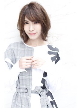 オーロ 緑地公園店(ORO) 外ハネが可愛いひし形ショートスタイル