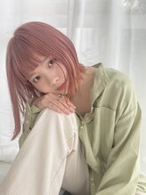 カナモ(Canamo) ピンクカラー 切りっぱなしボブスタイル