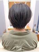 襟足スッキリ耳かけショート