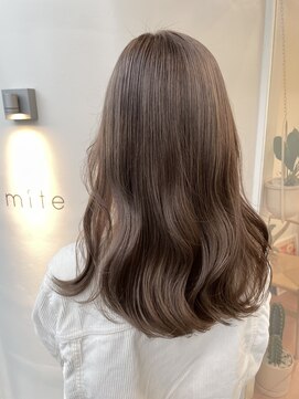 ミテ(mite) クリーミーグレージュ/ブリーチカラー/ハイトーンカラー