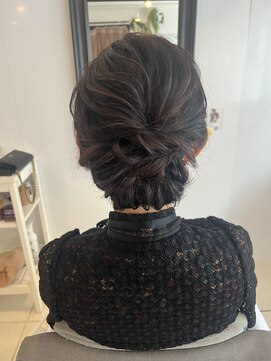 フェリーチェ(Felice) アップスタイル　シニヨン　お呼ばれヘア　大人ヘアセット