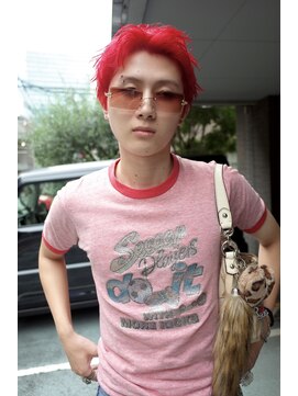 レコ 渋谷(LECO) ネオンレッドのスパイキーショート