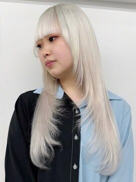 ウィコ 新宿(WICO) ホワイト×レイヤー[新宿駅/ボブウルフ/ダブルカラー/小顔]