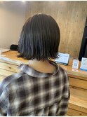 外ハネパッツンミニボブ