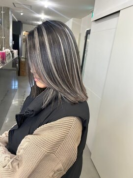 キング 枚方店(K!ng) 縮毛矯正髪質改善ハイライトレイヤーカット枚方美容室エクステ