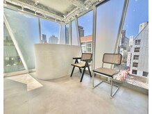 イエナ 難波(IENA)の雰囲気（お店は洗練されたオシャレな大人空間〈なんば/髪質改善〉）