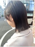 20代30代透明感暗髪アッシュブルーグレージュ丸みボブ