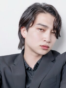 シド 表参道(s.i.d) 色気漂うタイトセンターパート×メンズメイク