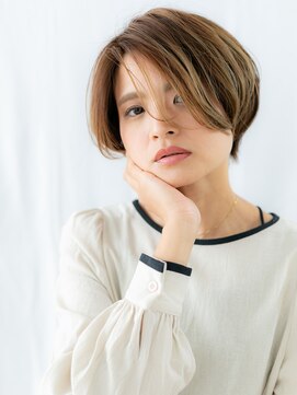 カバーヘア ブリス 上尾西口店(COVER HAIR bliss) 耳掛けミルクティーアッシュ小顔丸みショート//上尾20代30代40代