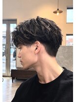 ハイプ(hipe) ニュアンスパーマ×ツーブロックショート【20~30代男性◎】