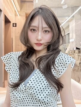 グローアイヴィ 大宮(GLROW IVY) ▼ハッシュウルフレイヤーカット透明感グレージュ