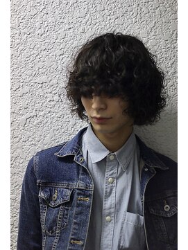 ブークル(boucle) 個性派ミディアムハードパーマ