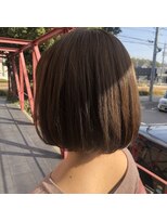 モップアップ ゾイトロープ(Mop up zoe trope)&nbsp;オリーブ系カラーとふわっとボブ