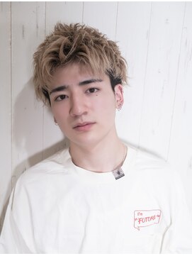 ティアラ 桜木町(TIARA) ツーブロアップバング　20代　３０代　束感ショート